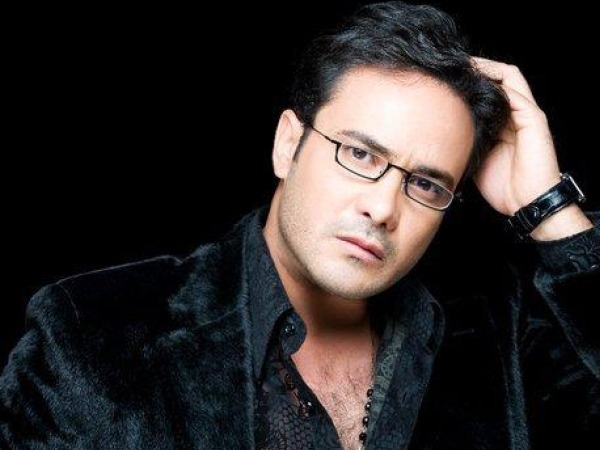 فيديو.. محمد رجب يرقص في فرح ابنة شقيقته